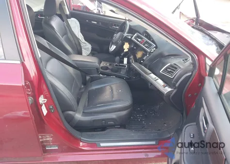 2015 Subaru Legacy 2.5I Limited z USA, uszkodzony, nr VIN 4S3BNAJ61F3016802